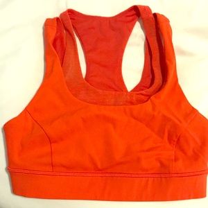 Lululemon sports bra
